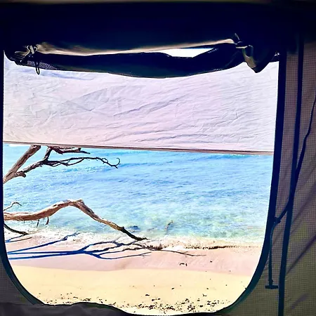 Embark On A Journey Through Maui With Aloha Glamp'S Jeep And Rooftop Tent Allows You To Discover Diverse Campgrounds, Unveiling The Island'S Beauty From Unique Perspectives Each Day Paia Esterno foto